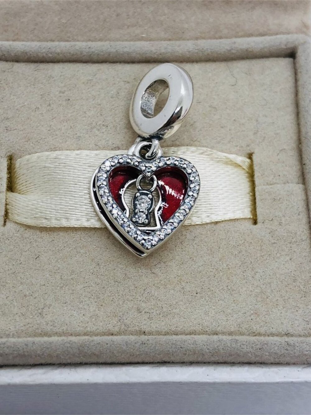 ✨🔥Pandora Red Heart & Keyhole Double Dangle Charm - Picture 5 of 5